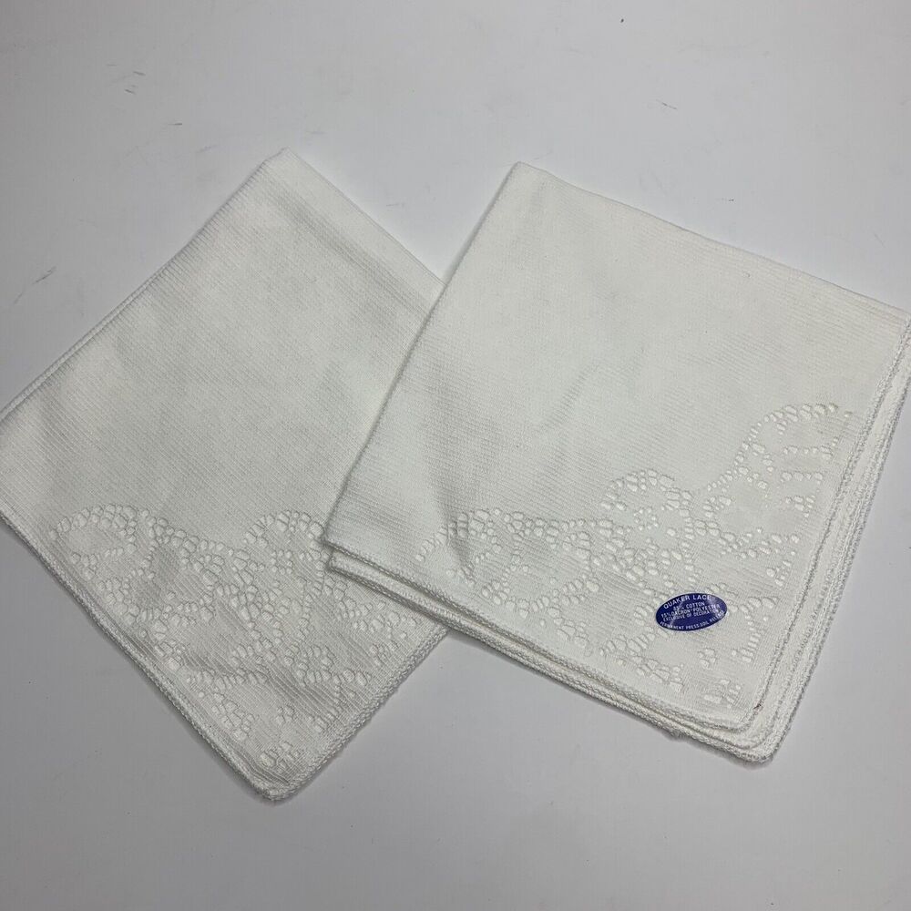 Set of 2 Vintage Quaker Lace Off-white Square Doily Napkin Cotton Blend 17x16”